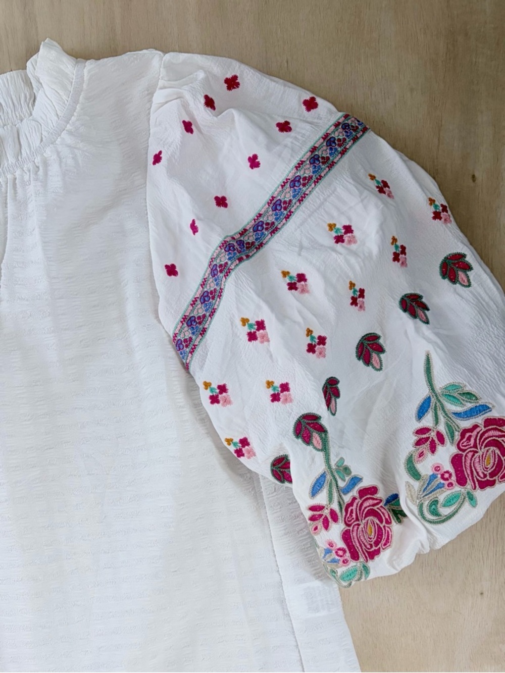 THML Boho White Peasant Top XS Pink Floral Embroidered Puff Sleeve - Picture 7 of 14
